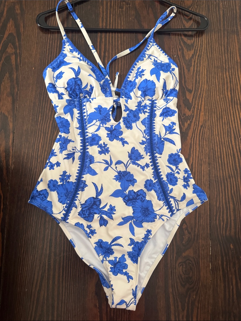 Cupshe White One-Piece Swimsuit with Blue Floral Print
